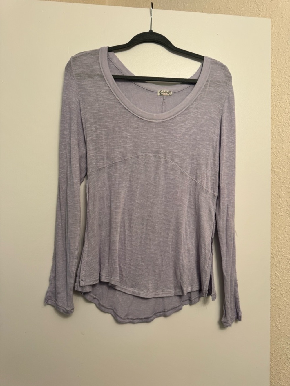 Light Lavender Long-Sleeve Scoop Neck Top Free People Intimately Size Medium